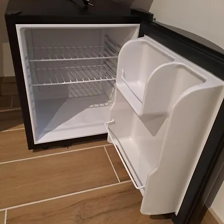 Petit Coin De Paradis, Calme Et Confort Garantie ! Independante Dans Dependance !