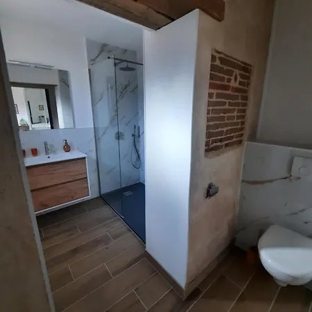 Petit Coin De Paradis, Calme Et Confort Garantie ! Independante Dans Dependance ! Bed & Breakfast *
