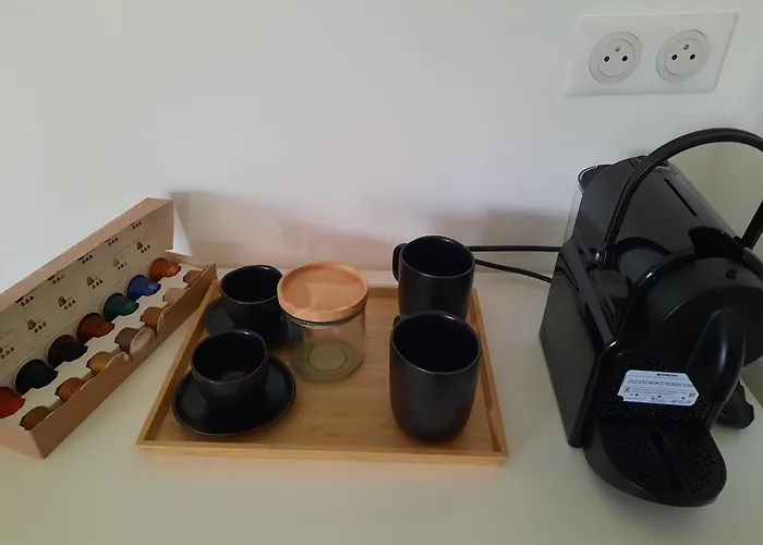 Petit Coin De Paradis, Calme Et Confort Garantie ! Independante Dans Dependance ! Bed & Breakfast