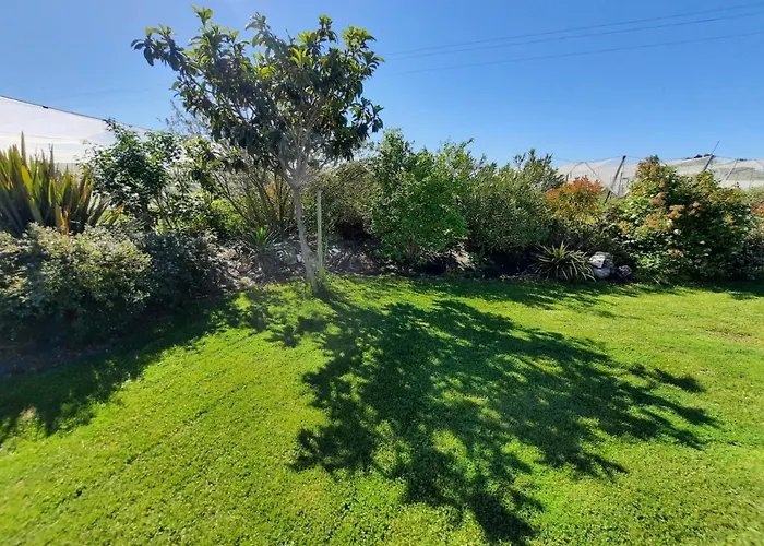 Bed & Breakfast Petit Coin De Paradis, Calme Et Confort Garantie ! Independante Dans Dependance ! 3*